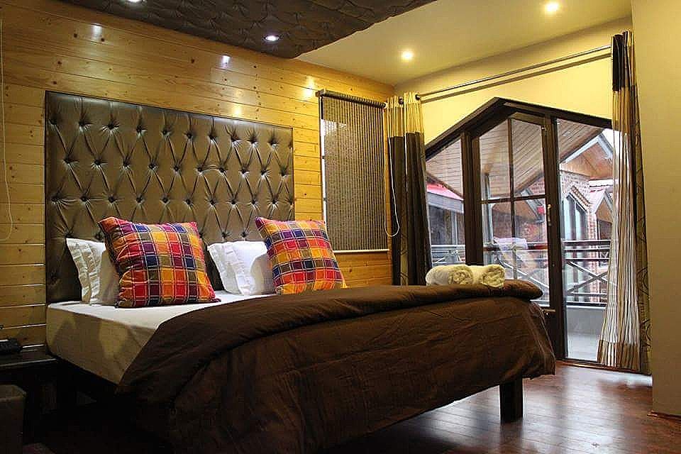 Cedrus By Evoke Resort Deluxe Room 2