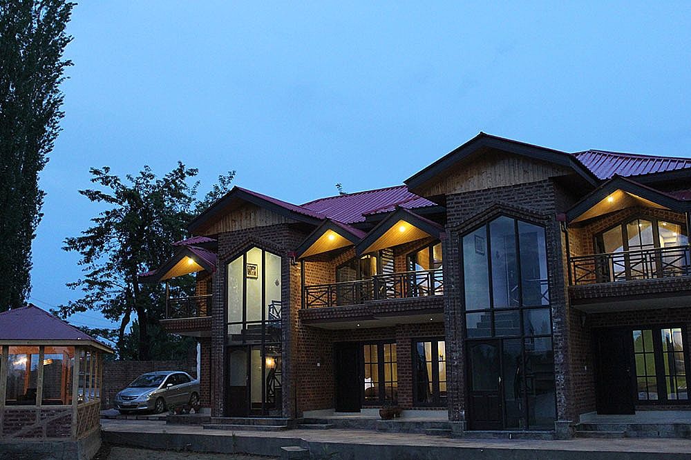 Cedrus By Evoke Resort