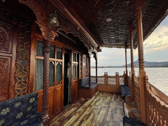 undefined Dilshad Houseboats 4