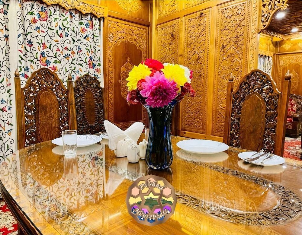 undefined Dilshad Houseboats 9