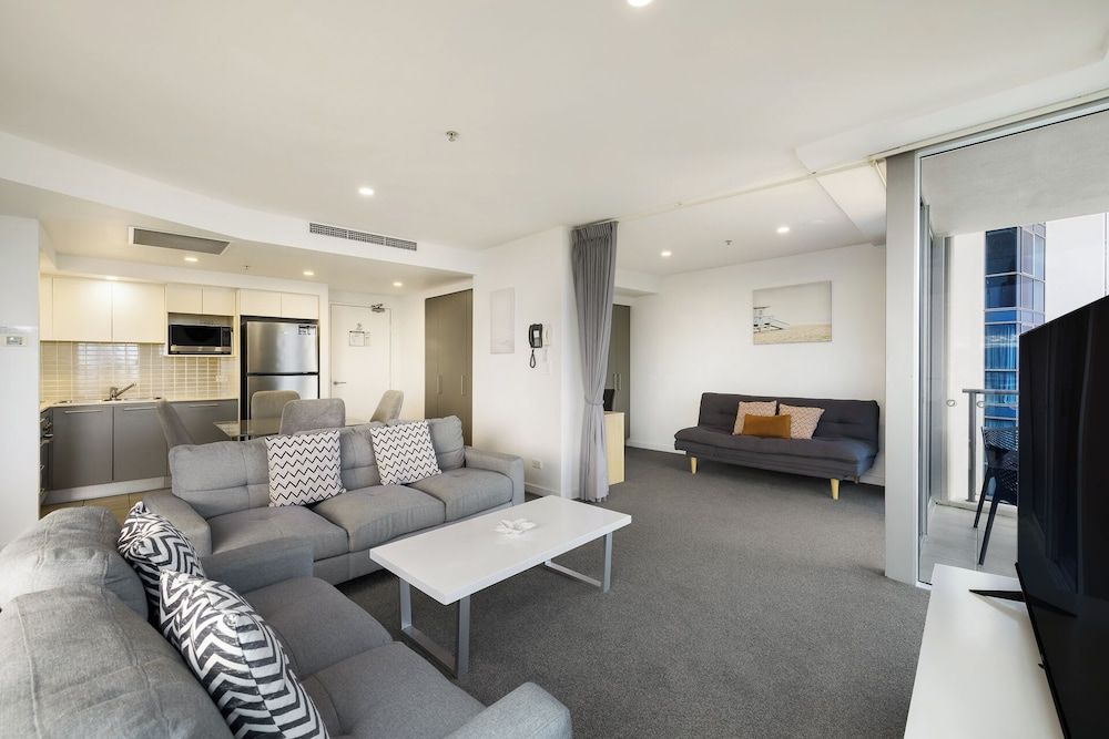 Artique Surfers Paradise 1 Bedroom Apartment 11