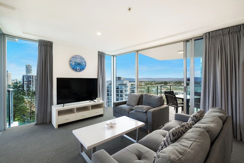 Artique Surfers Paradise 1 Bedroom Apartment 9