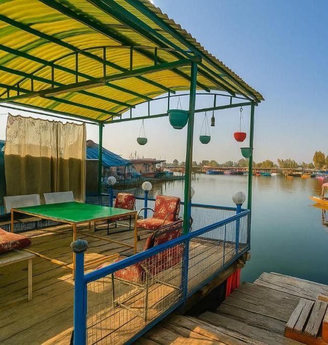 undefined Lalarukh Group of Houseboats 3