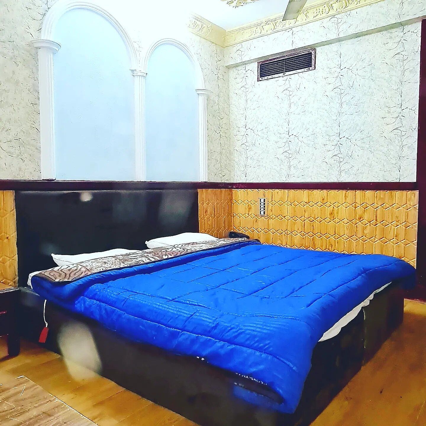 Hotel Shah Abbas Deluxe Mountain View
