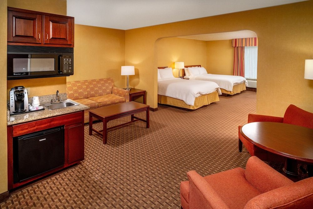 Suite, 2 Queen Beds, Accessible (Comm, Mobil Tub)