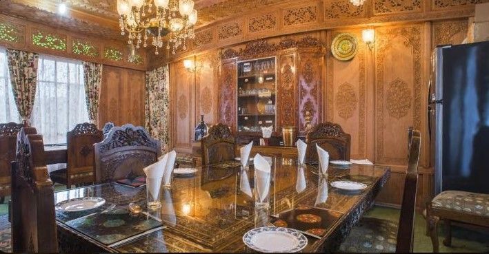 undefined Royal Group of Super Deluxe Houseboats 3