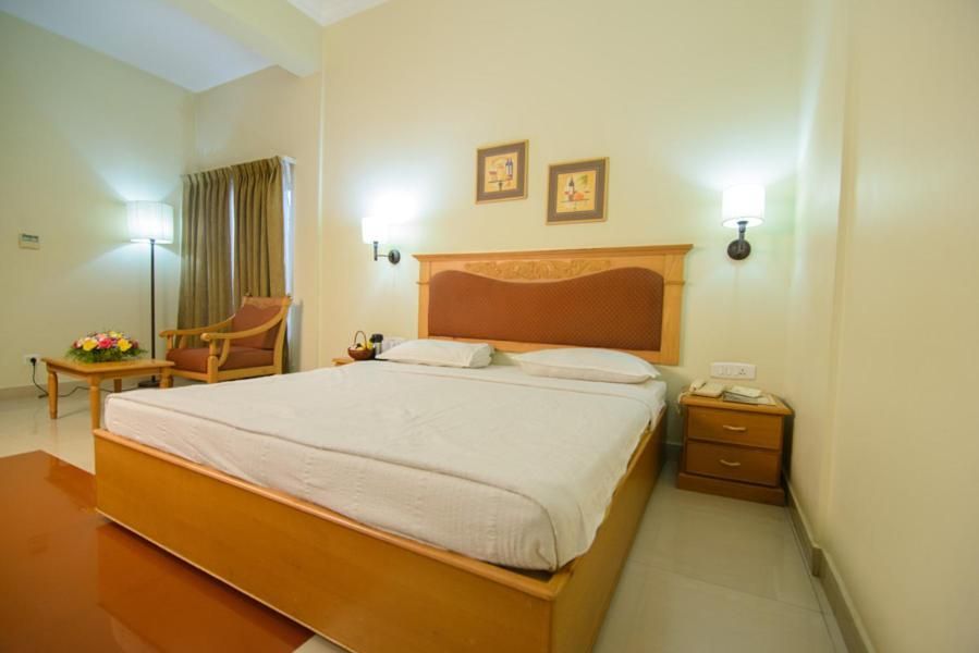 undefined Club 7 Hotel 6