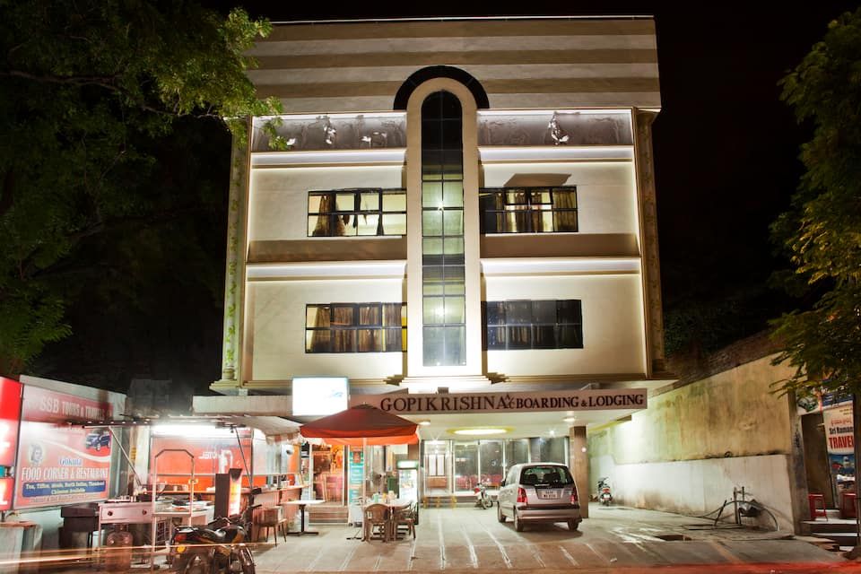 Hotel Gopikrishna 2