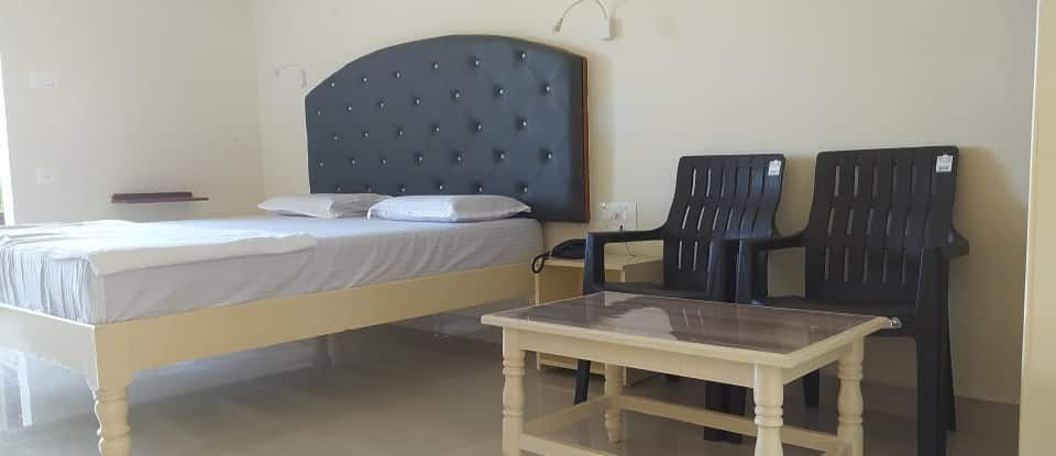 Srinivasa Hotel Standard Non AC Room 2