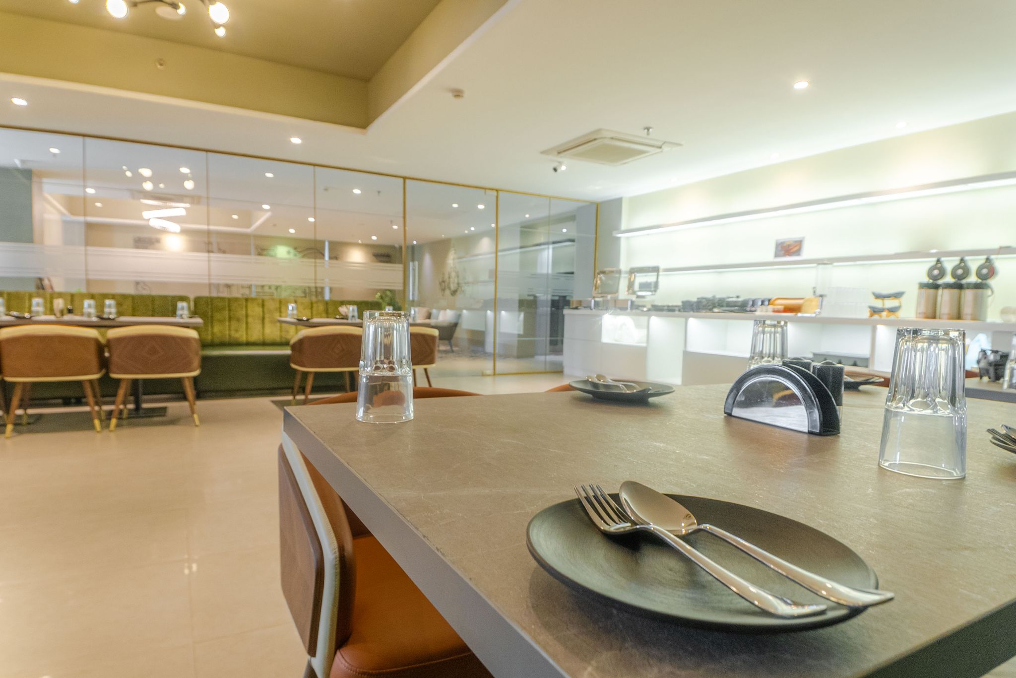 undefined REPUBLIC INN 5