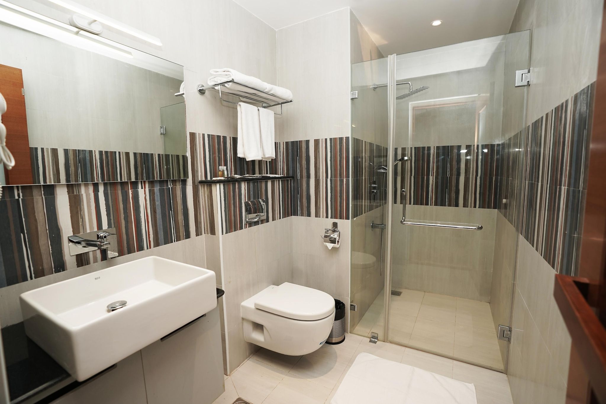 Superior Hill view Room