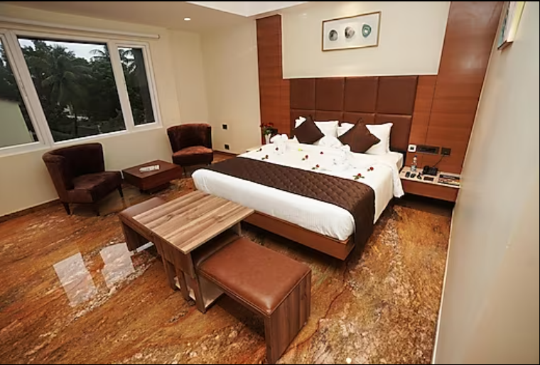 Executive Hill View Room