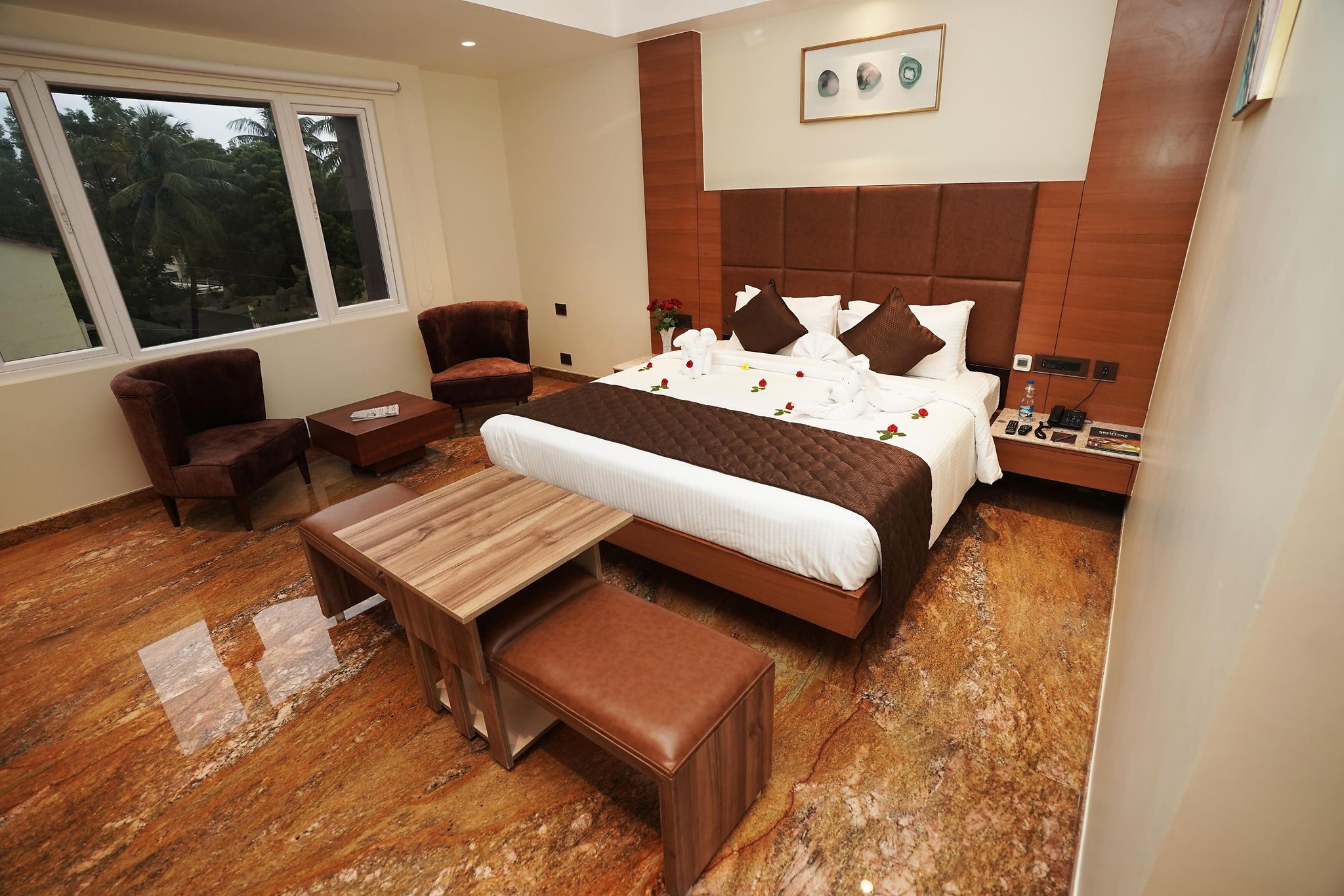 Superior Hill view Room