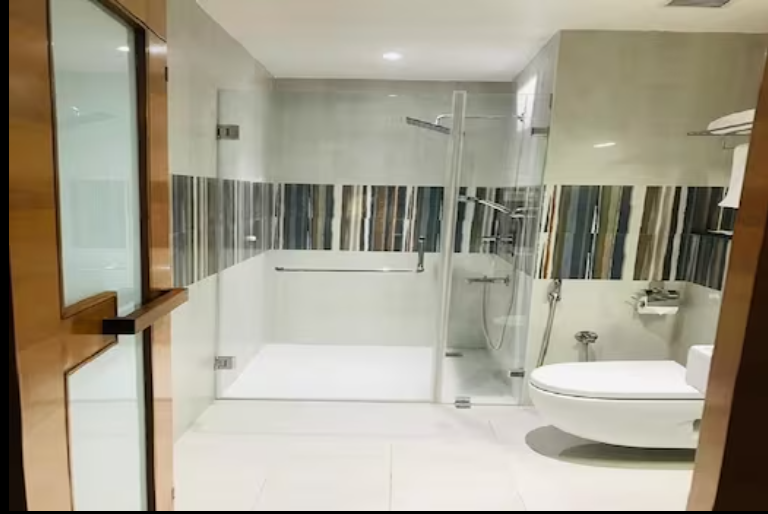 Superior Hill view Room