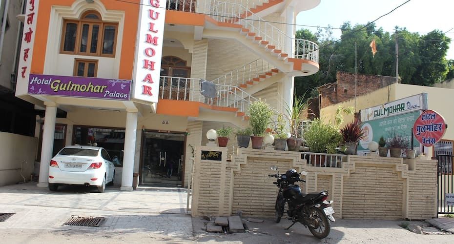 undefined Hotel Gulmohar Palace 5