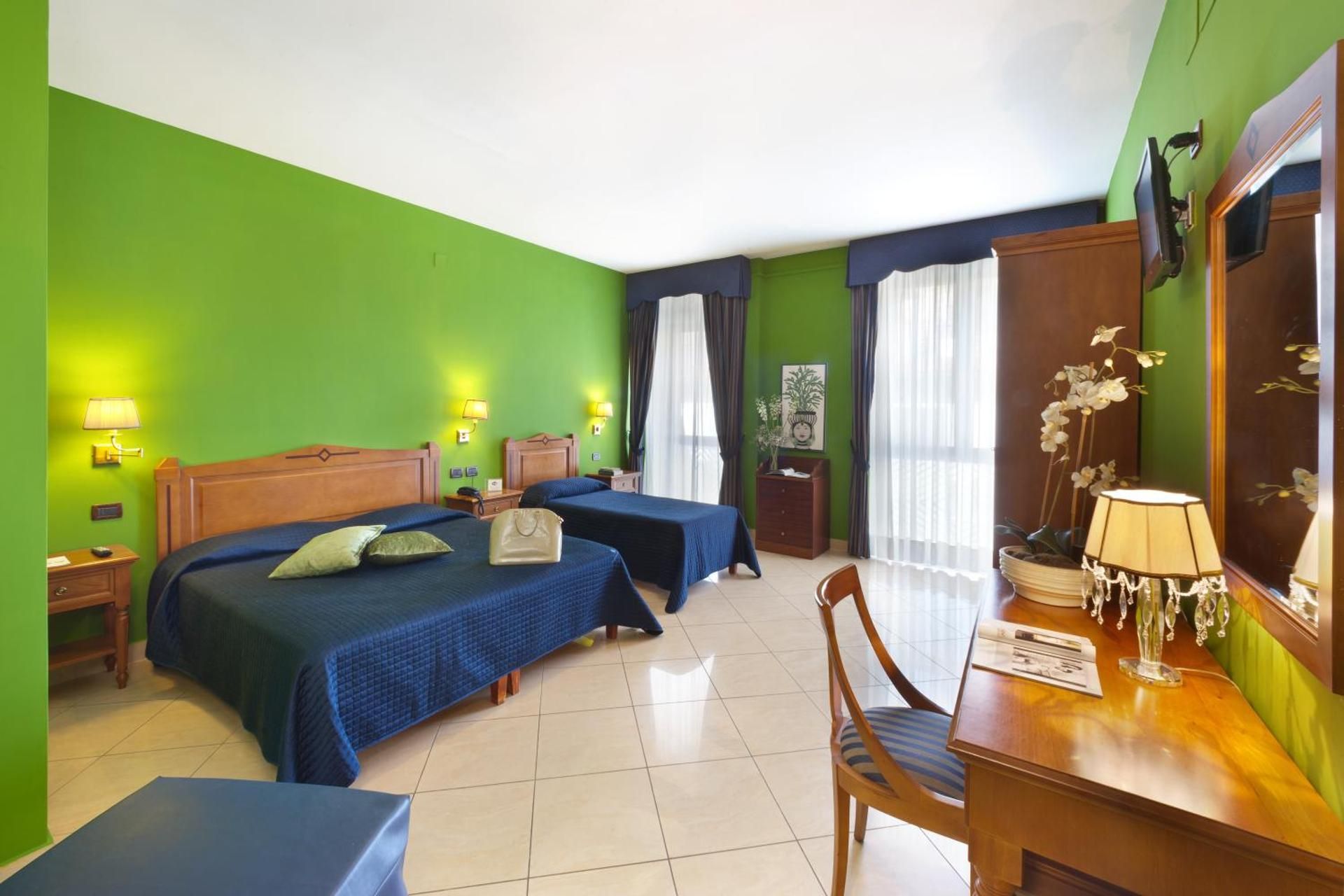 undefined Ulisse Deluxe Hostel 6