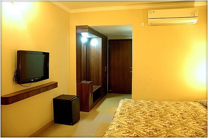 Hotel City Inn  Deluxe Room 8