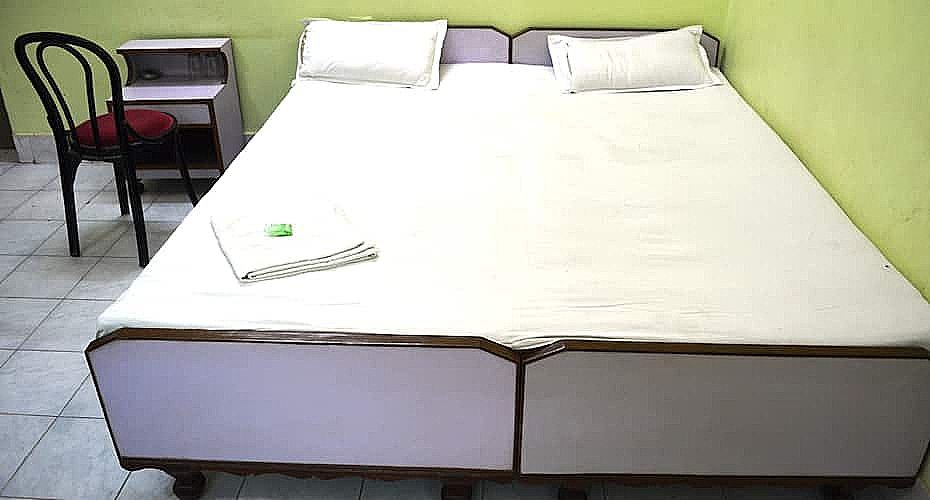 Semi-Deluxe Bedroom
