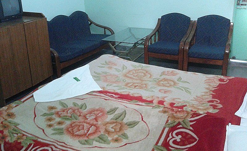 Elite Room