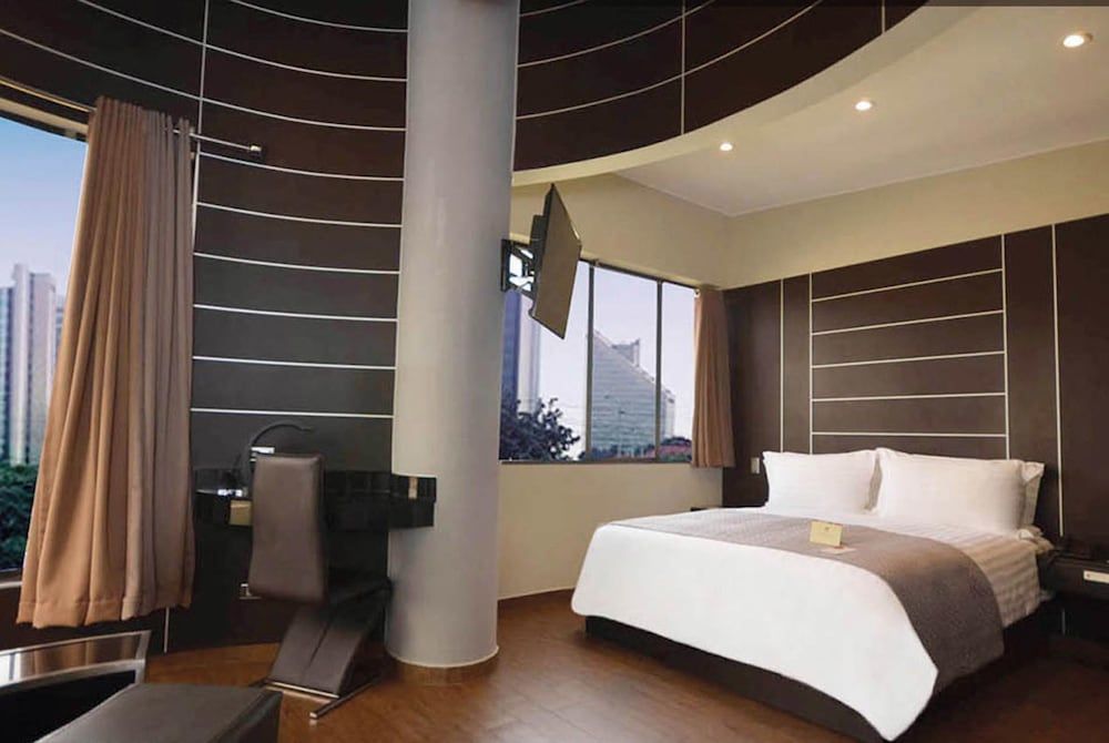 undefined qp Hotels Lima 9