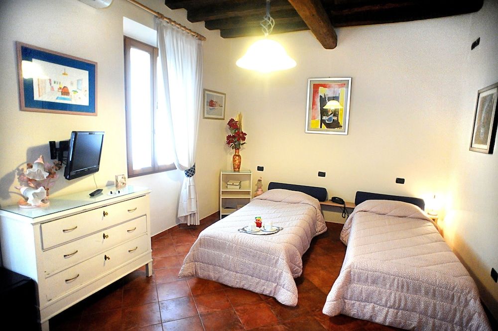 Residence La Contessina Standard Double or Twin Room (La Contessa) 5