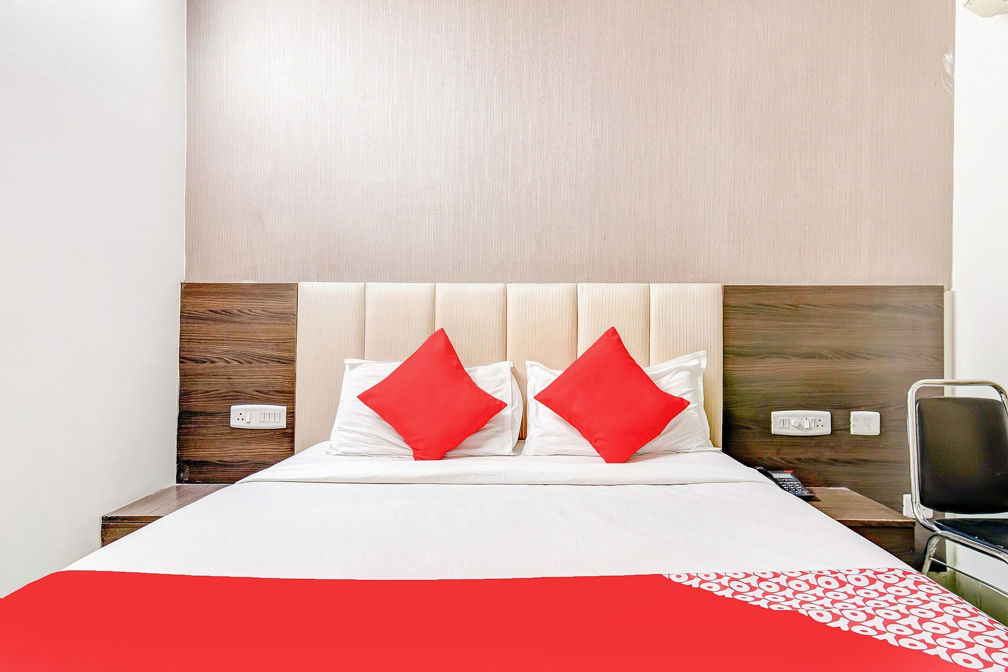 Hotel O Royal Grand Classic 11