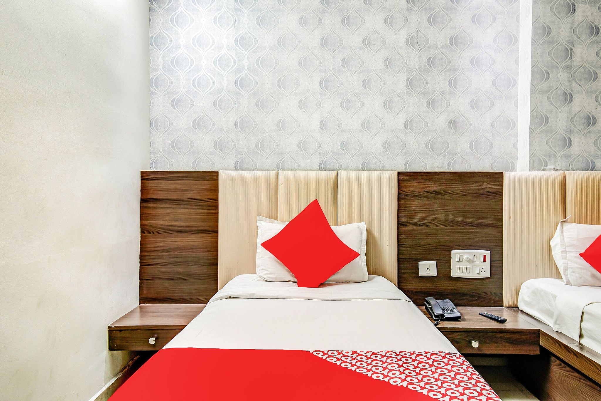 Hotel O Royal Grand Classic 10