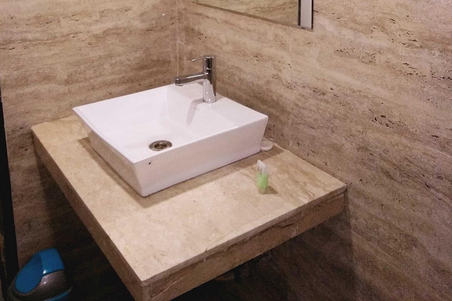 Hotel M Standard AC 3