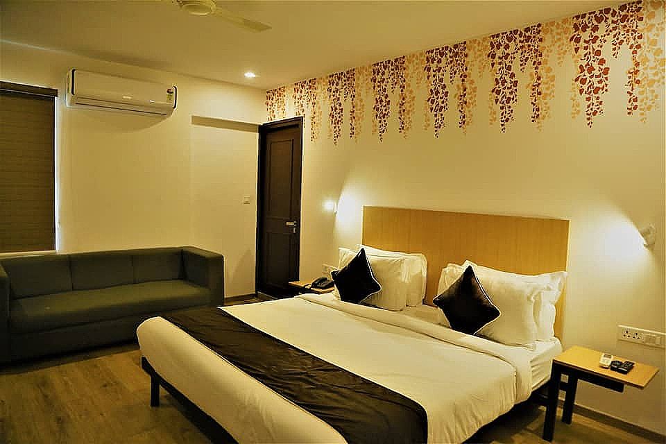 Vishnu Paradise Standard Double Ac Room 2