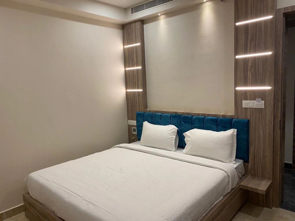 PRESIDENTIAL SUITE ROOM