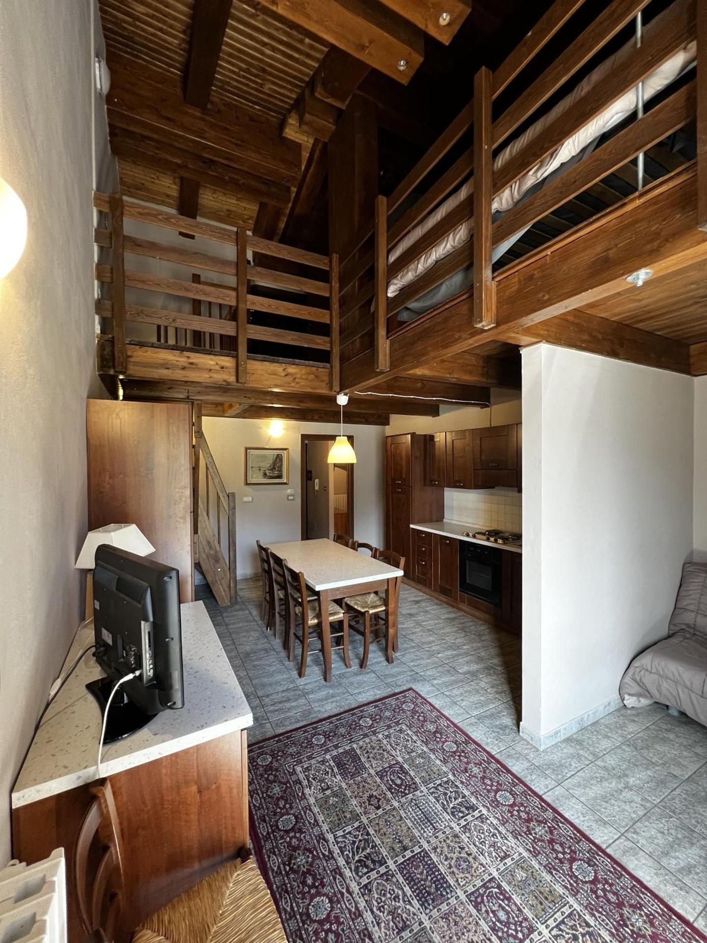 Large Two-Bedroom Apartment with Double Balcony and Mountain View - Split Level