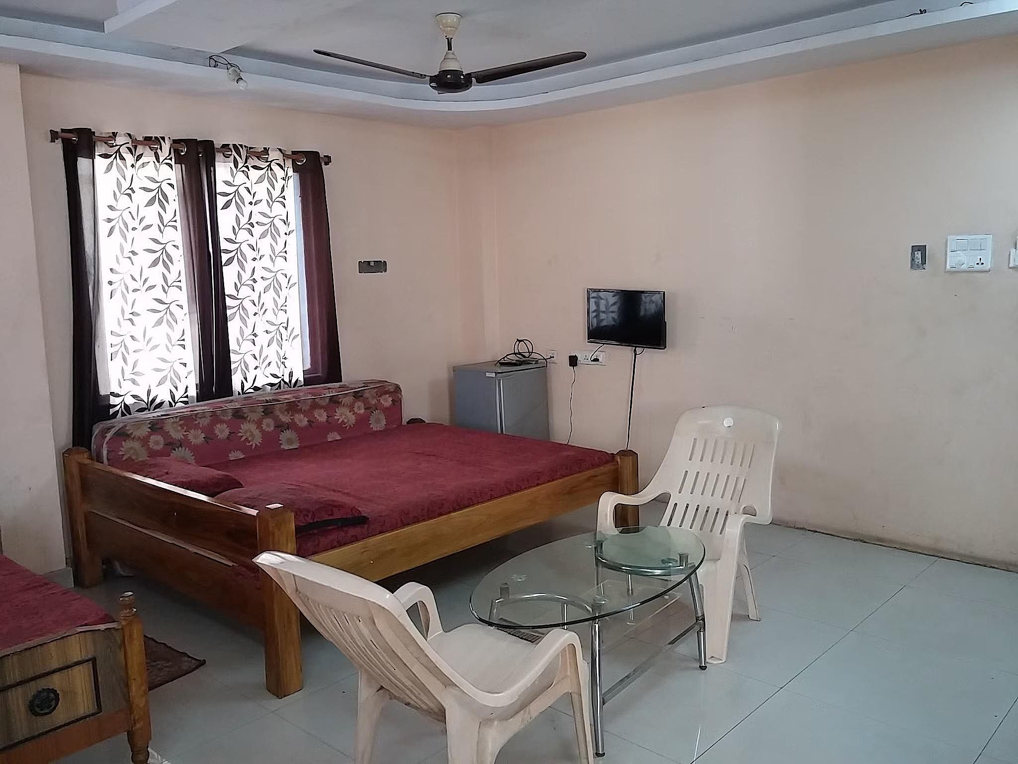 undefined Royal Inn Guest House 3