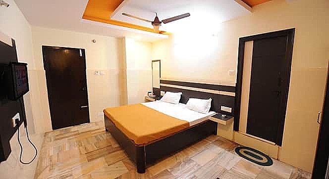 undefined M.R. Hotels 4