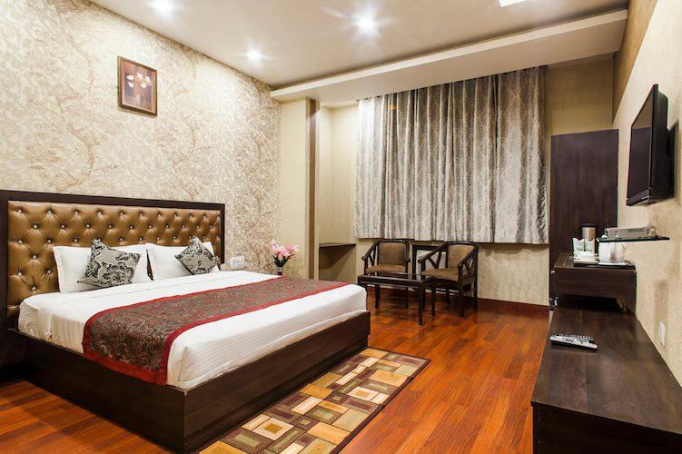 Hotel Krishnam Deluxe Double Bed 14
