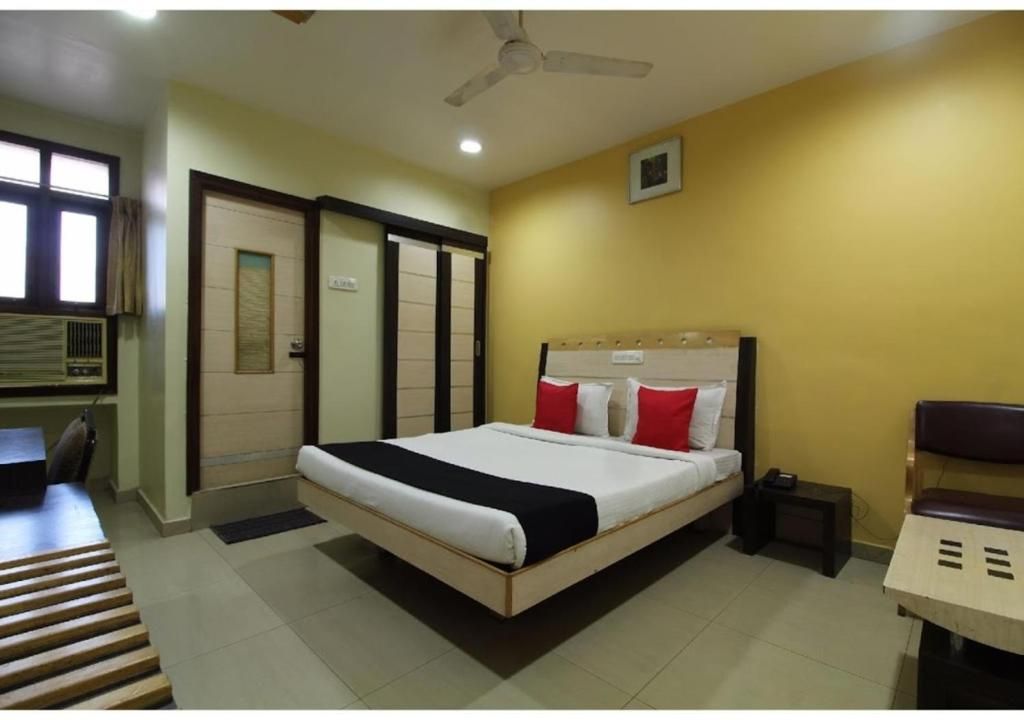 undefined City Grand Hotel 3
