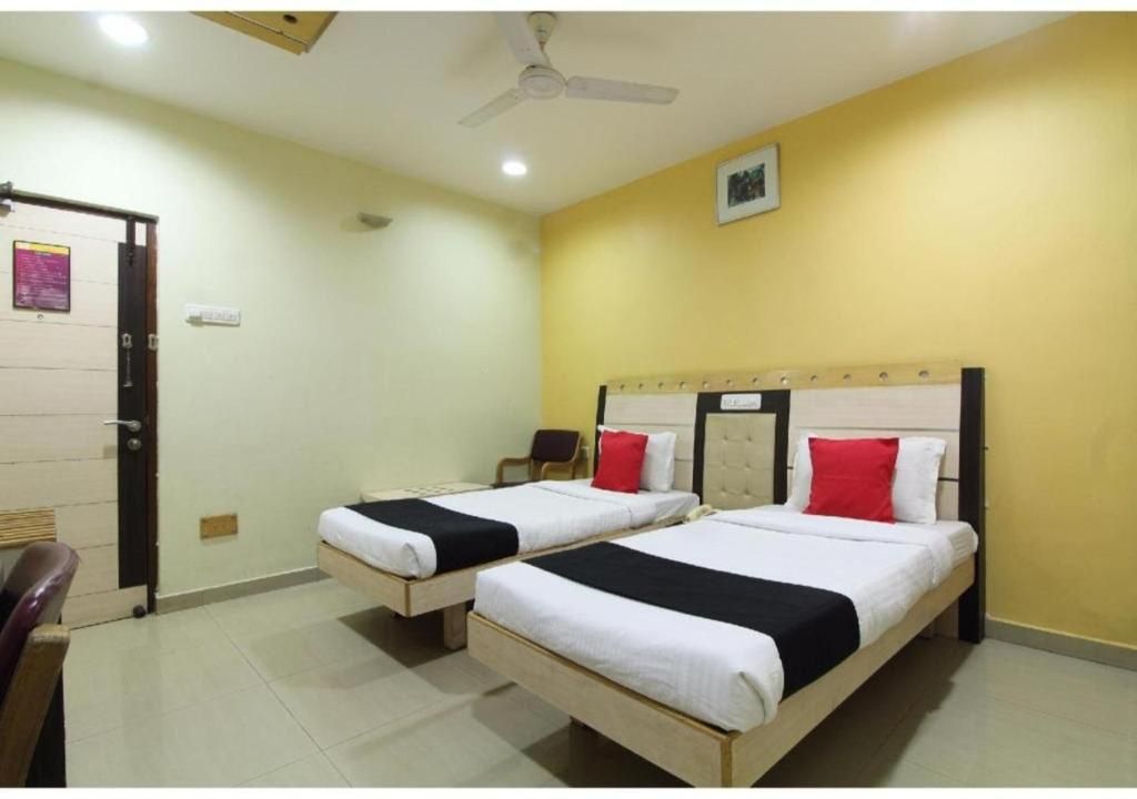 undefined City Grand Hotel 10