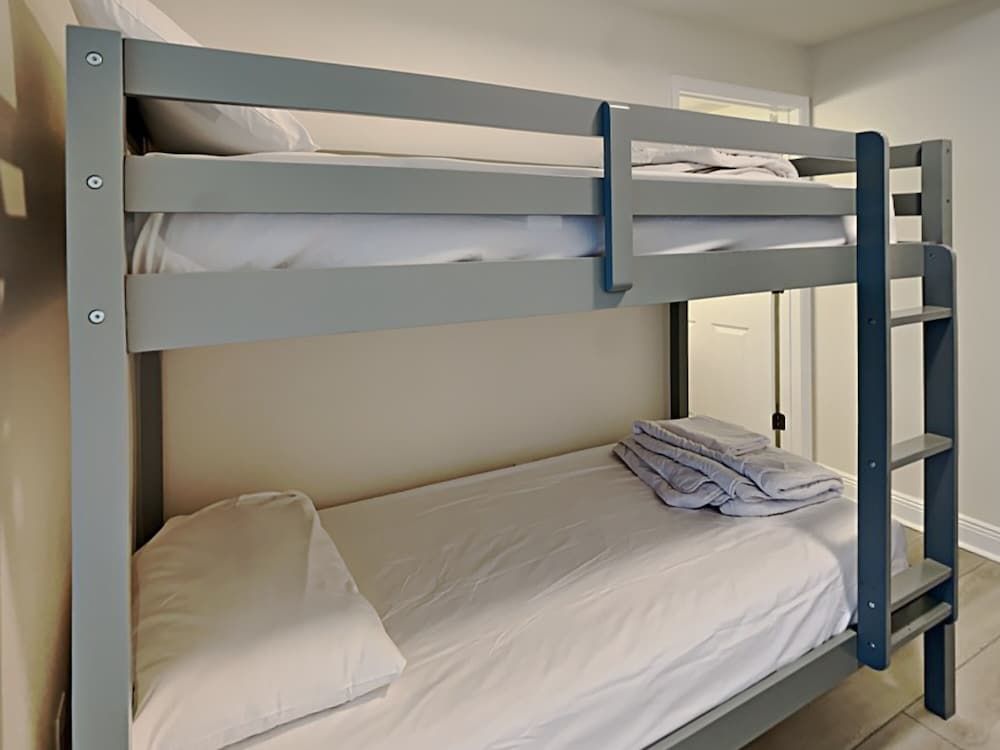 Condo, Multiple Beds, Balcony (1032 - No Pets Allowed)