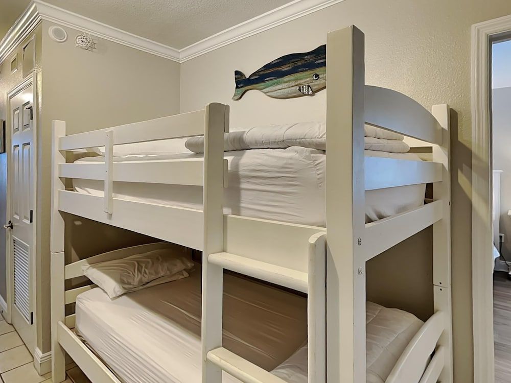 Condo, Multiple Beds, Balcony (633 - No Pets Allowed)