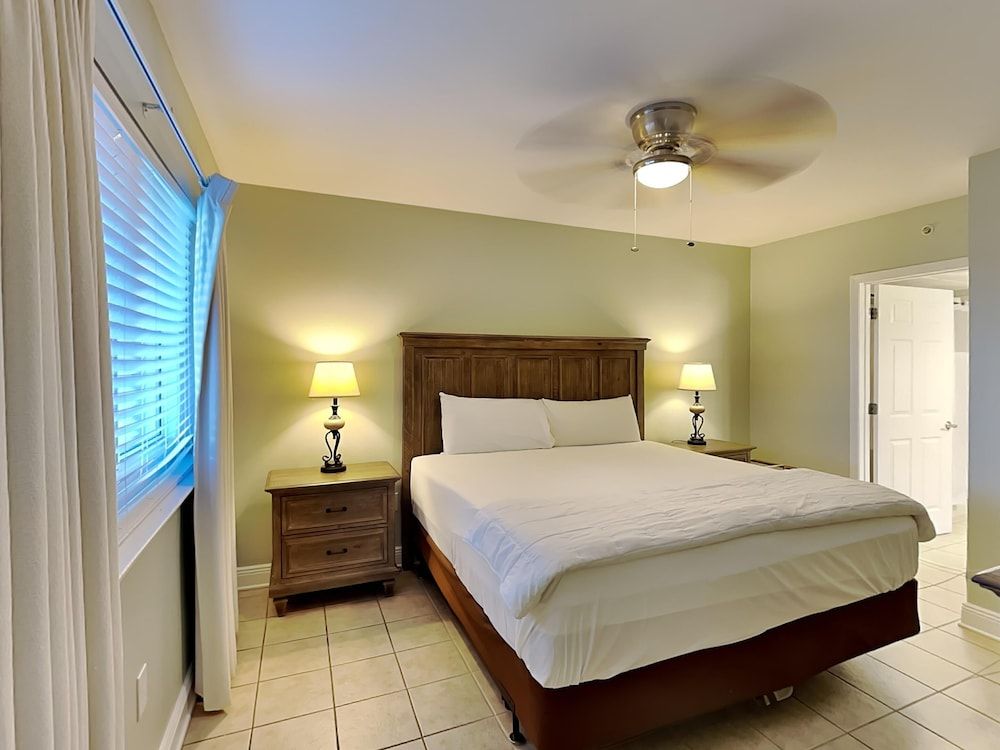 Condo, Multiple Beds, Balcony (528 - No Pets Allowed)