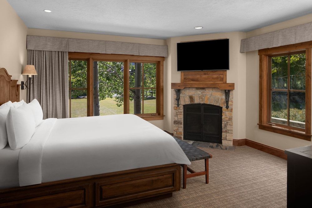 Presidential Suite, 2 Bedrooms, Balcony, Golf View