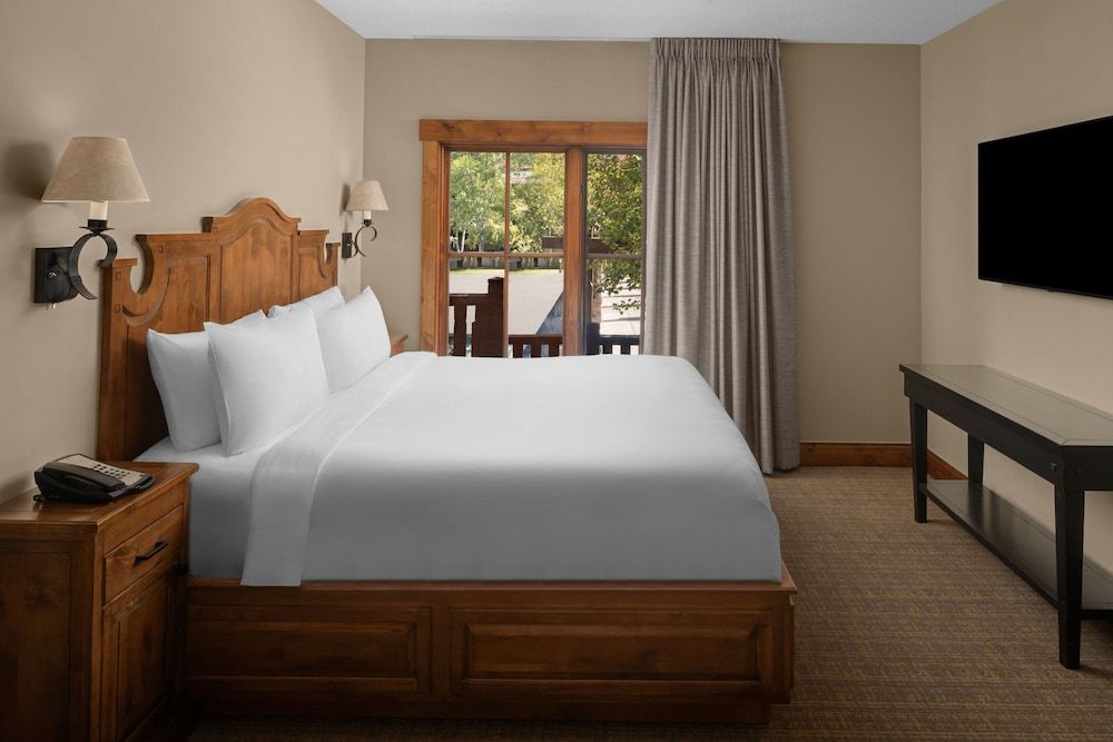 Presidential Suite, 2 Bedrooms, Balcony, Golf View