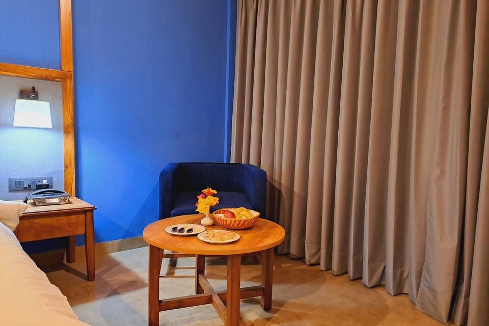 Corbett Aamod Spa and Resort - Riverside Resort Suite Room 6