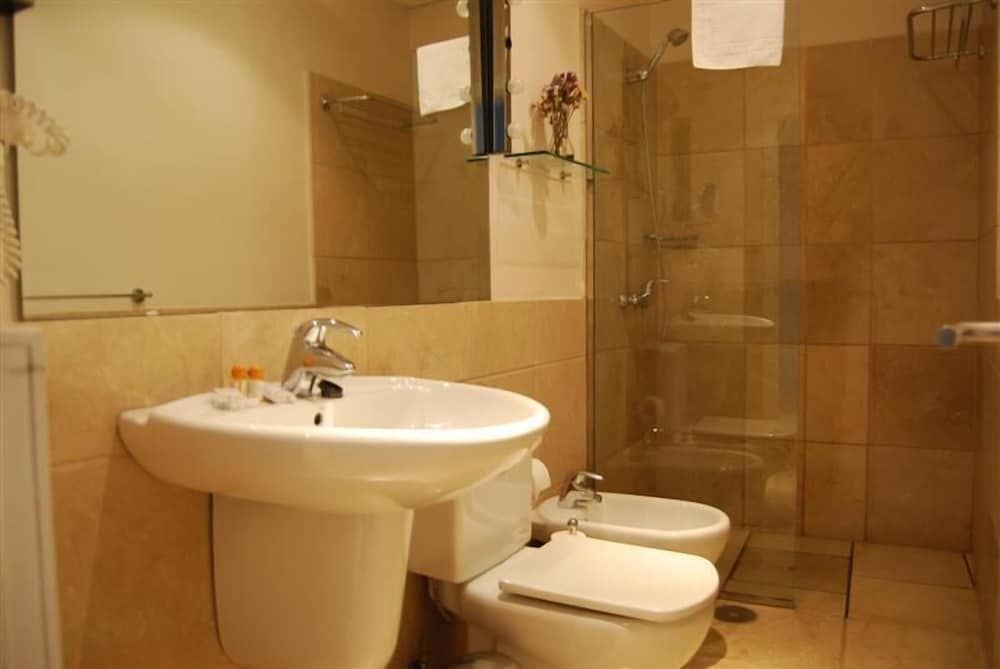 Life Apartments Giralda Suites Standard Apartment, 2 Bedrooms 31