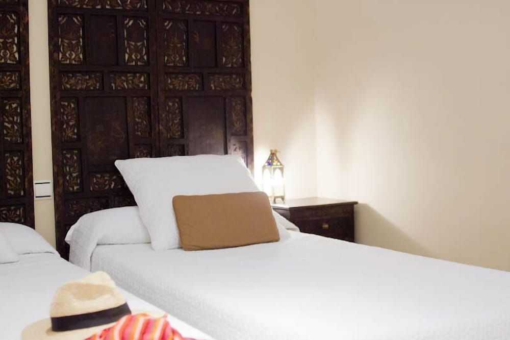 Life Apartments Giralda Suites Standard Apartment, 1 Bedroom (for 2-4 people) 4