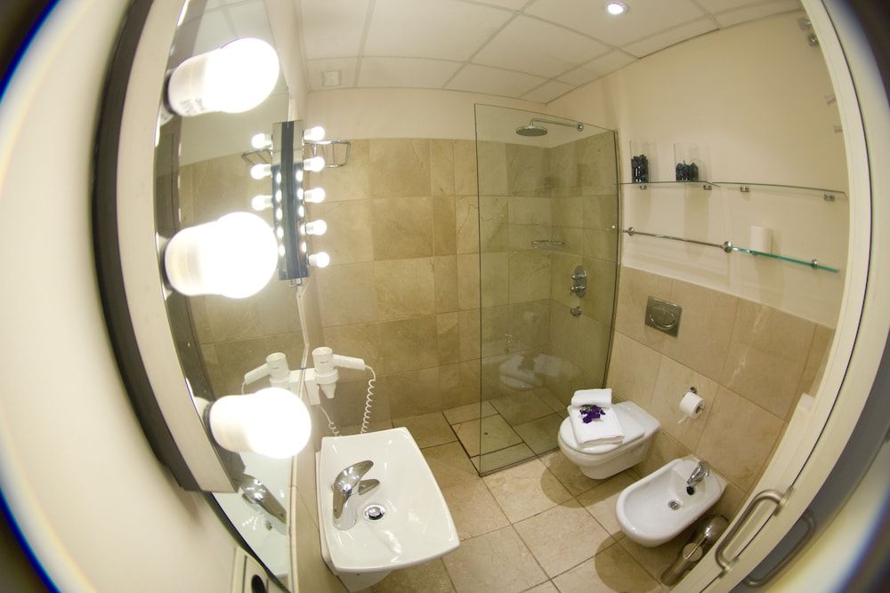 undefined Life Apartments Giralda Suites