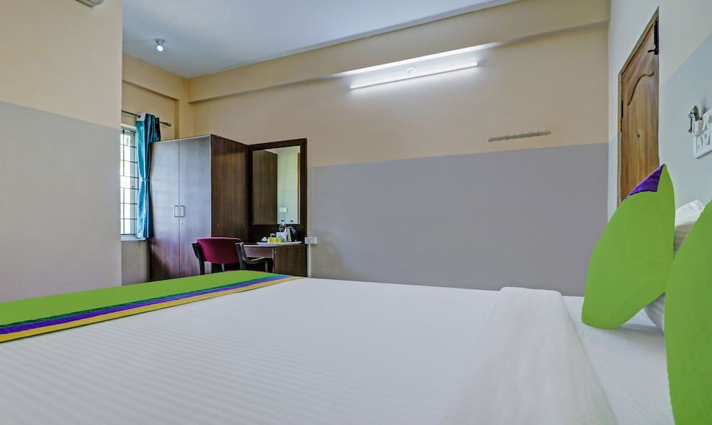 Treebo Green Land Kushalnagar Standard Double Room 4