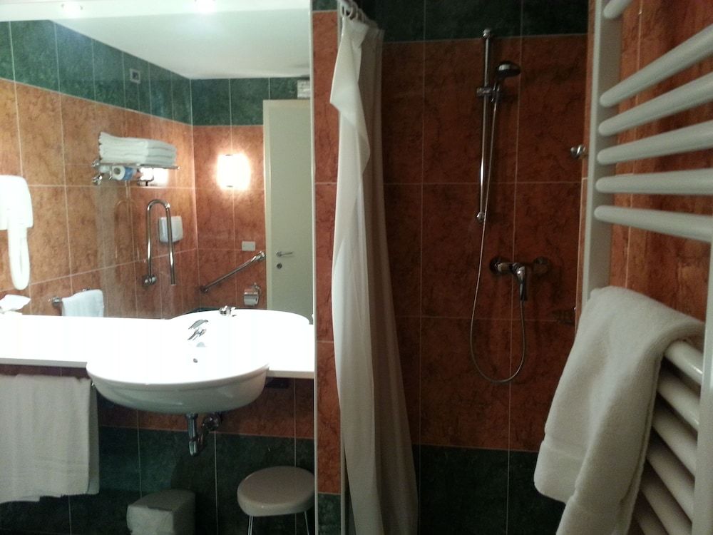 Hotel Major Family Quadruple Room 4