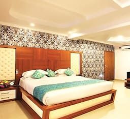 Vythiri & Wayanad A/C ( Balcony Rooms )