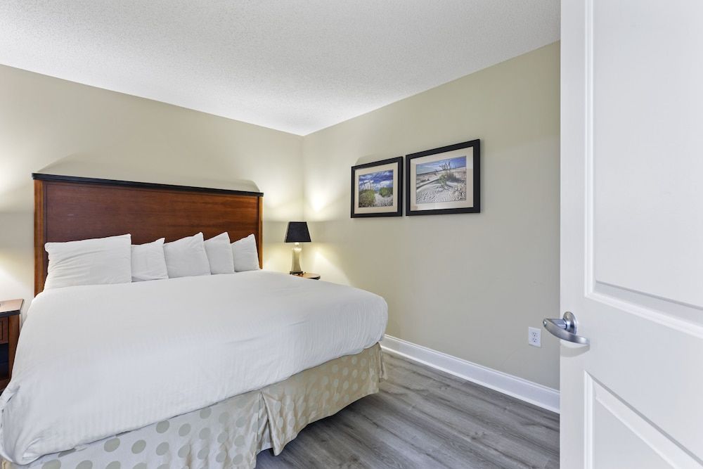 One Bedroom King Angle, Kitchenette