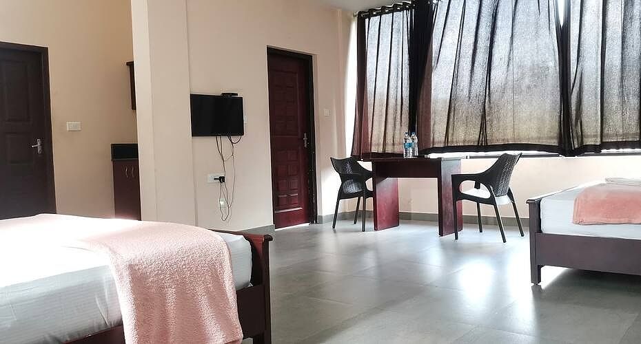 Deluxe King Room With Balcony